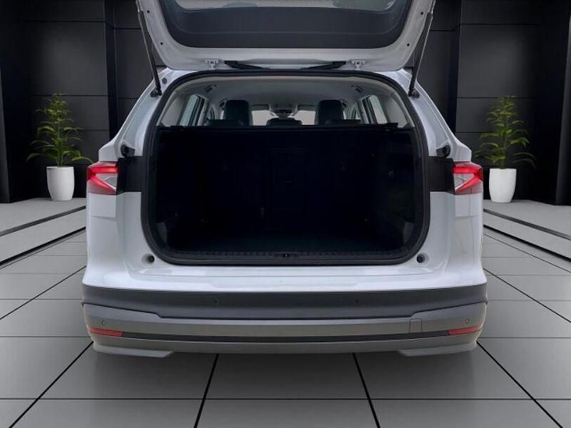 Gebraucht Skoda Enyaq iV Loft 131 kW (179 PS) 2021 Moonweiß perleffekt SUV