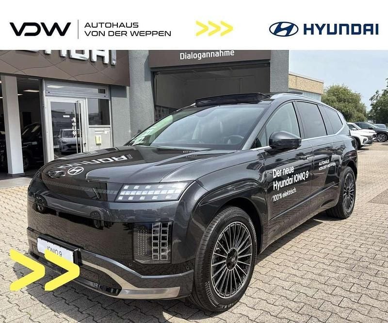 Nocturne grey (grau) Neu 2025 Hyundai Ioniq 9 Comfort SUV | 76.990 € (Fairer Preis) - Bild 1/4