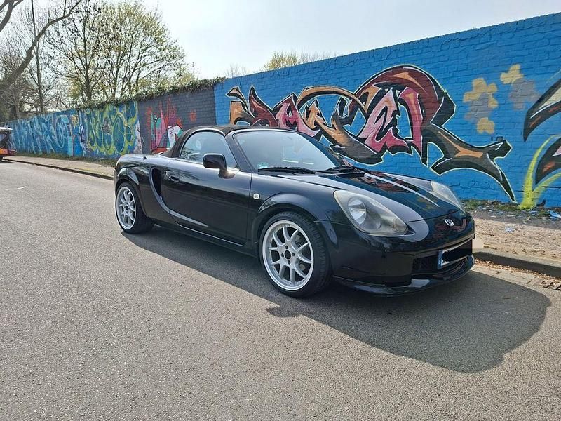 Gebraucht Toyota MR2 140 PS (102 kW) 2000 Schwarz Cabrio