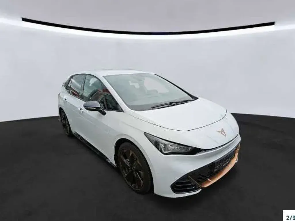 Gebraucht Cupra Born 150 kW (204 PS) 2024 Weiß Kleinwagen