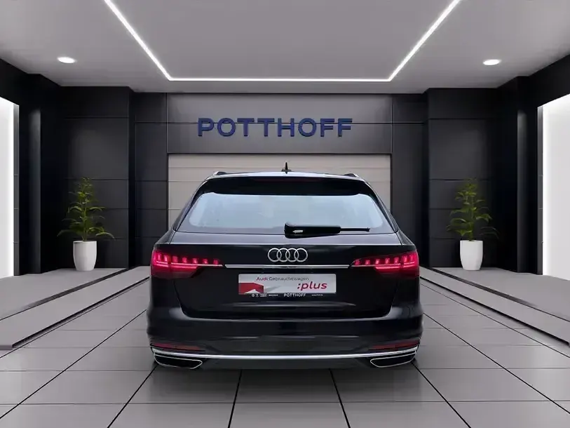 Gebraucht Audi A4 Advanced 190 PS (139 kW) 2022 Mythosschwarz metallic Kombi
