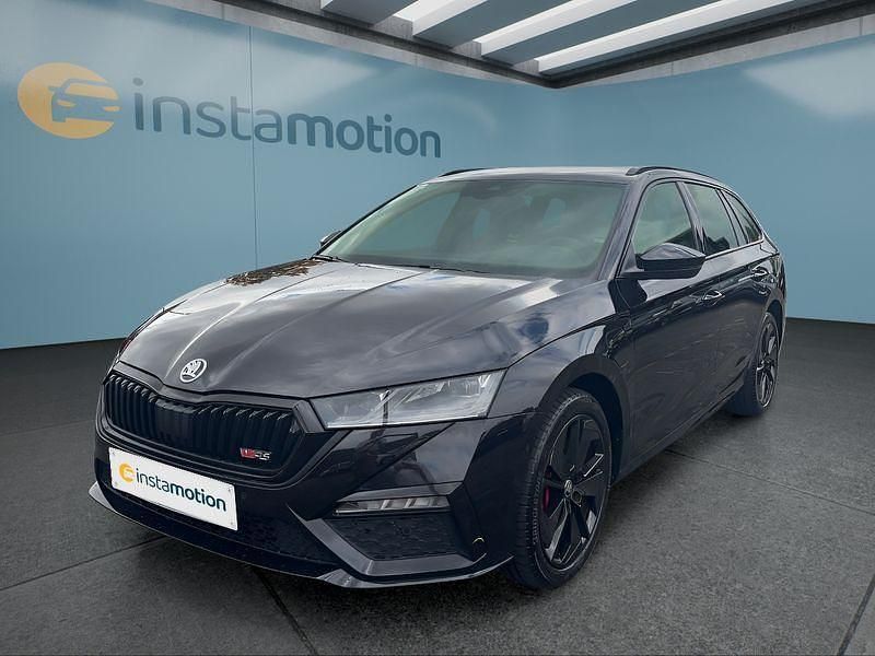 Schwarz Gebraucht 2021 Skoda Octavia RS Kombi | 23.349 € (Teuer) - Bild 1/4
