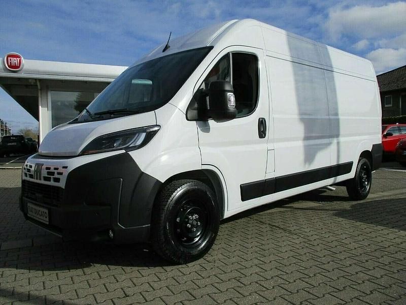 Neu Fiat Ducato 140 PS (102 kW) 2025 Weiss Van