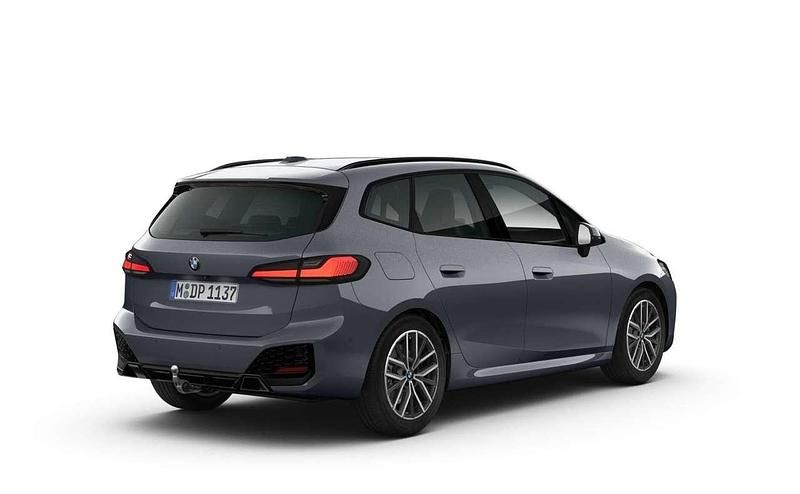 Neu BMW 220 Active Tourer M Sport 163 PS (119 kW) 2026 Bmw individual storm bay Van / Kleinbus