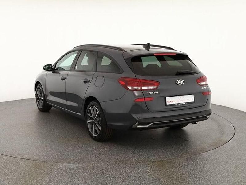 Neu Hyundai i30 140 PS (102 kW) 2025 Schwarz Kombi