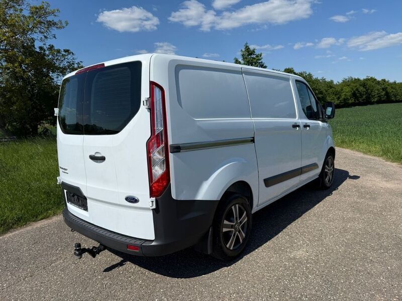 Gebraucht Ford Transit Custom 101 PS (74 kW) 2016 Weiß Van