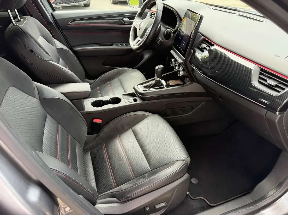 Gebraucht Renault Arkana R.S. 140 PS (102 kW) 2021 Graphitgrau metallic SUV