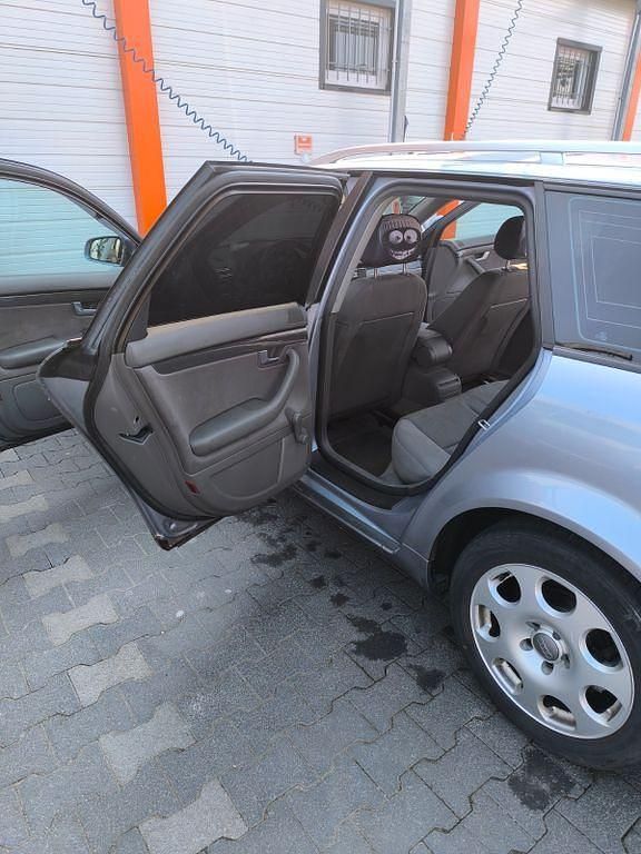 Gebraucht Audi A4 Design 131 PS (96 kW) 2003 Silber Kombi