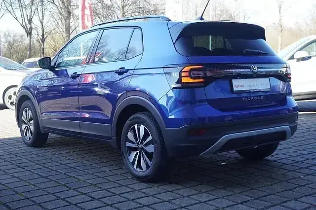 Gebraucht VW T-Cross Move 110 PS (80 kW) 2023 Blau SUV