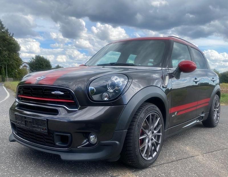 Schwarz Gebraucht 2015 Mini John Cooper Works Countryman SUV | 12.950 € (Fairer Preis) - Bild 1/4