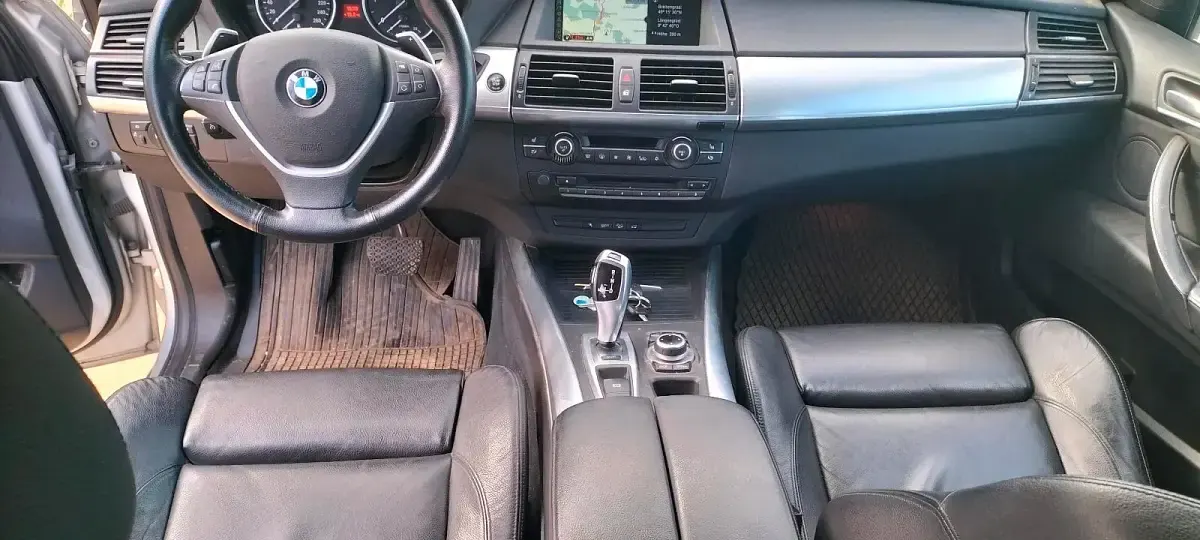 Gebraucht BMW X5 250 PS (183 kW) 2013 Silber SUV