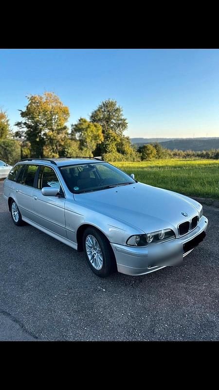 Gebraucht BMW 525 192 PS (141 kW) 2003 Silber Kombi