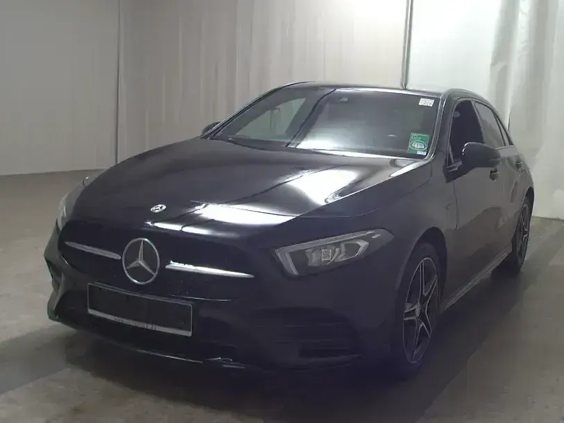 Gebraucht Mercedes A250 AMG line 218 PS (160 kW) 2021 Schwarz Limousine