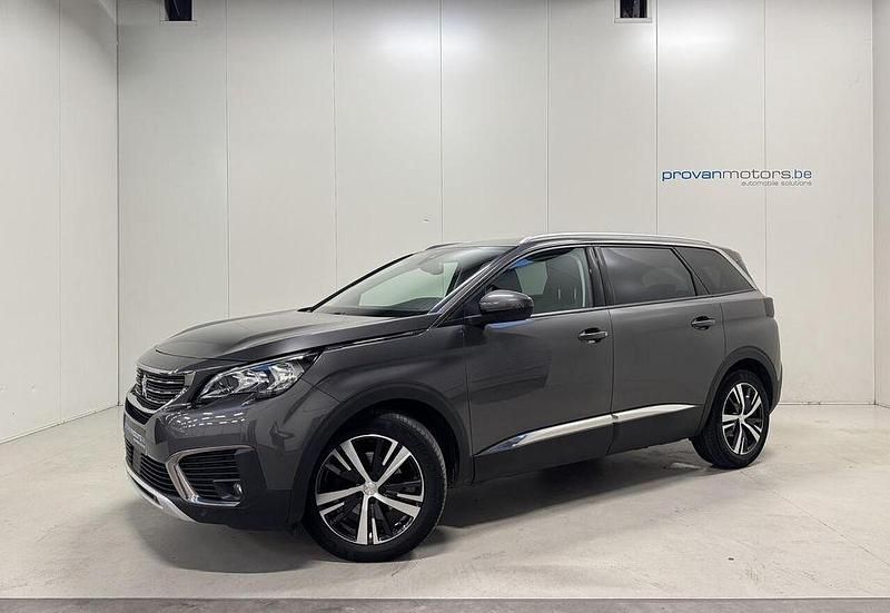 Gebraucht Peugeot 5008 131 PS (96 kW) 2020 Grau SUV