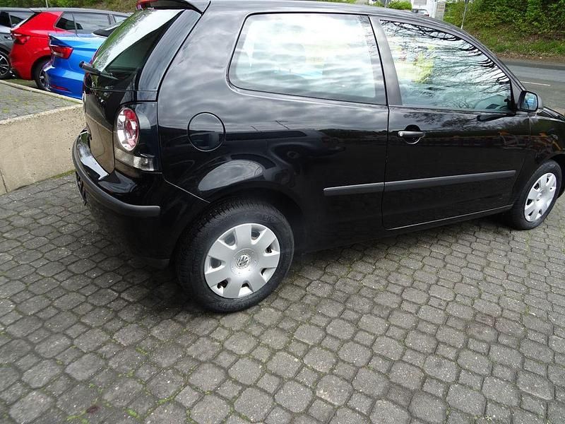 Gebraucht VW Polo Trendline 60 PS (44 kW) 2008 Schwarz Kleinwagen