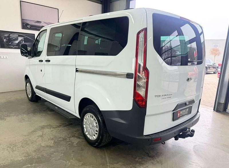 Gebraucht Ford Tourneo Trend 125 PS (91 kW) 2013 Weiß Van / Kleinbus