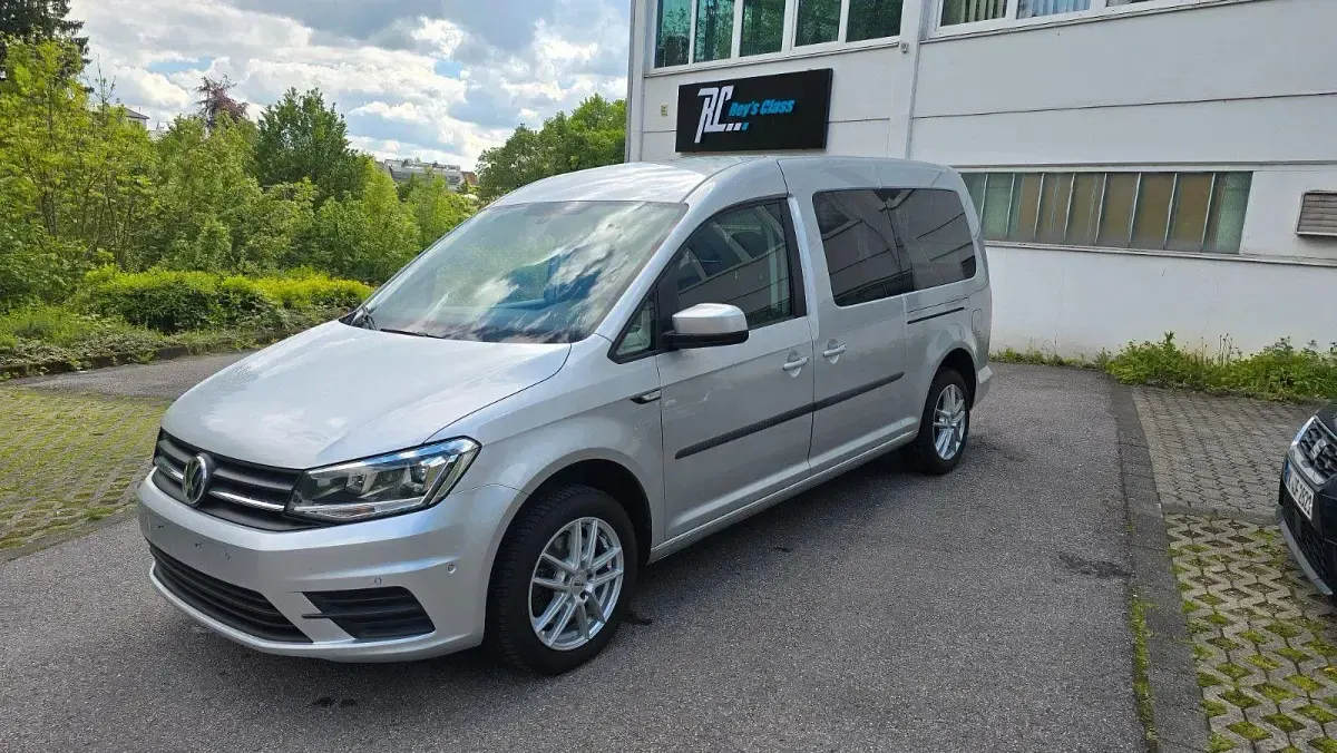 Gebraucht VW Caddy Maxi 150 PS (110 kW) 2020 Silber Van / Kleinbus