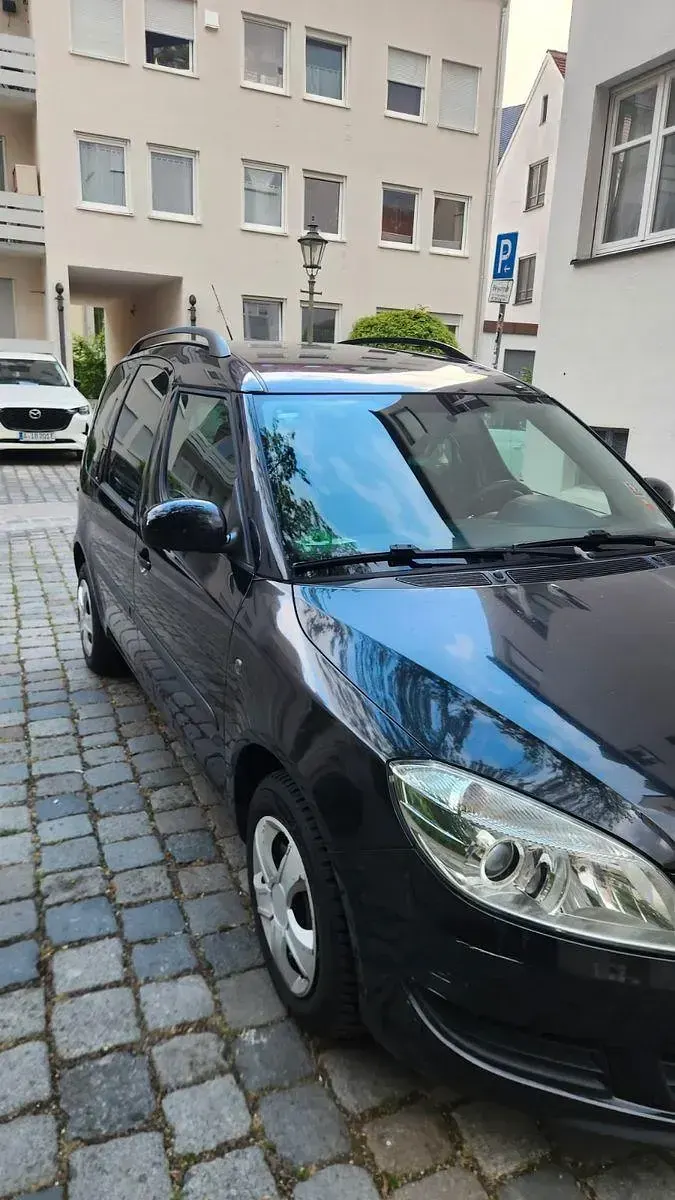 Gebraucht Skoda Roomster Plus Edition 86 PS (63 kW) 2010 Schwarz Van / Kleinbus
