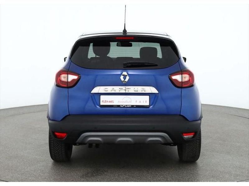 Gebraucht Renault Captur 150 PS (110 kW) 2019 Blue rqh + black gne (metallic) SUV