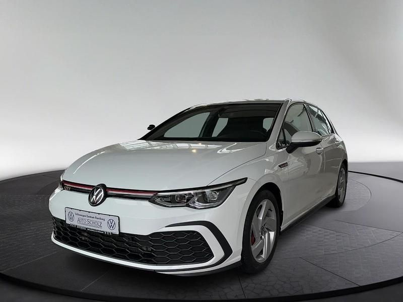 Gebraucht VW Golf VIII GTI 245 PS (180 kW) 2024 Weiß Limousine