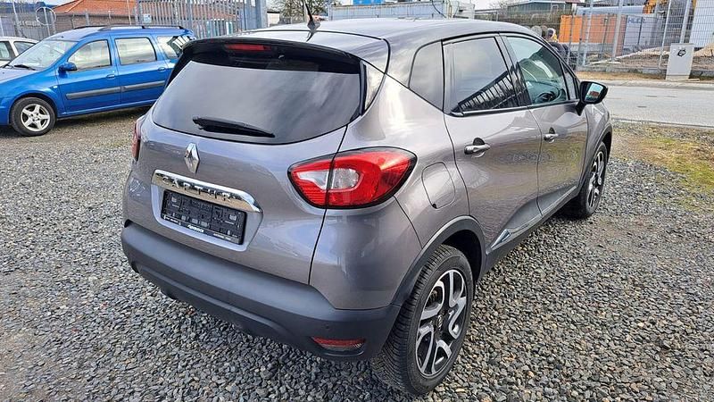 Gebraucht Renault Captur Intens 118 PS (86 kW) 2017 Grau SUV