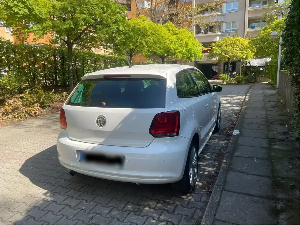 Gebraucht VW Polo 90 PS (66 kW) 2010 Weiß Kleinwagen