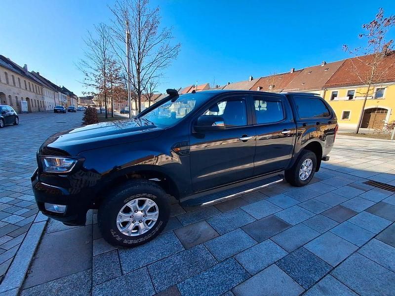 Gebraucht Ford Ranger XLT 160 PS (117 kW) 2017 Schwarz Pickup