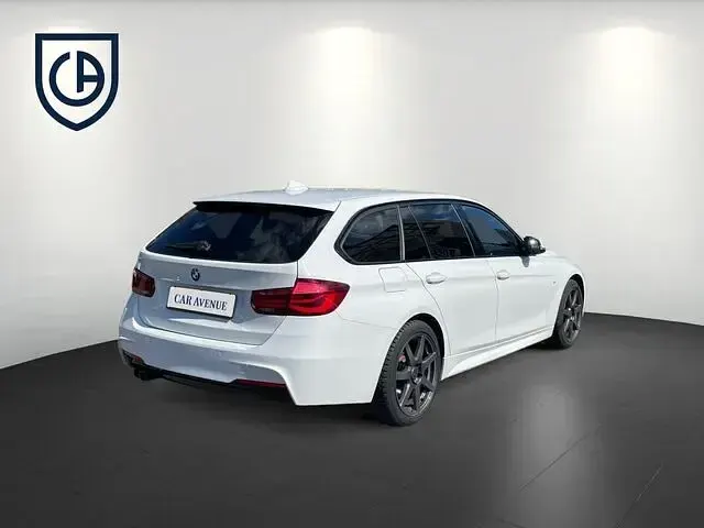Gebraucht BMW 335 Advantage 313 PS (230 kW) 2018 Weiß Limousine