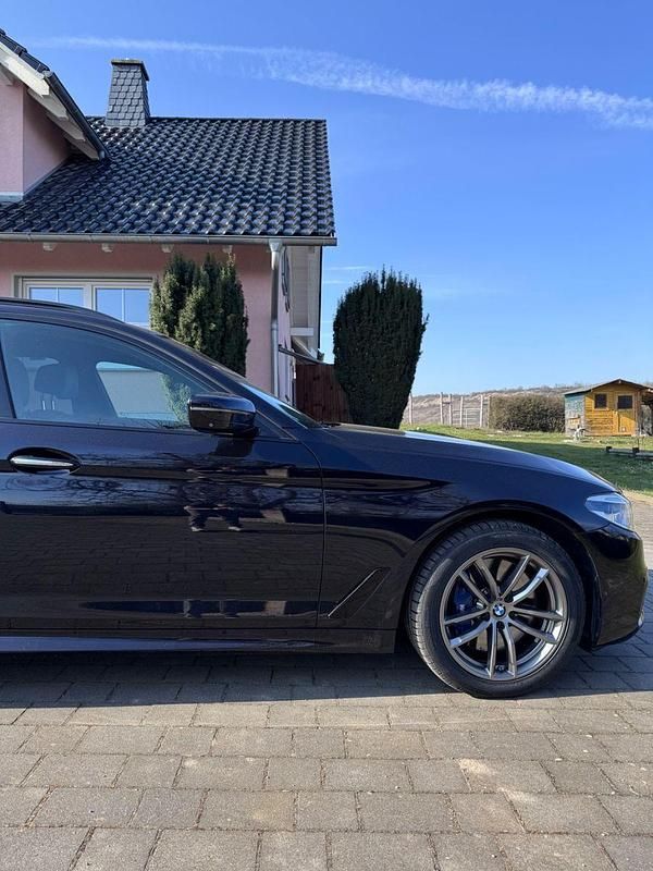 Gebraucht BMW 540 M Sport 320 PS (235 kW) 2018 Schwarz Kombi