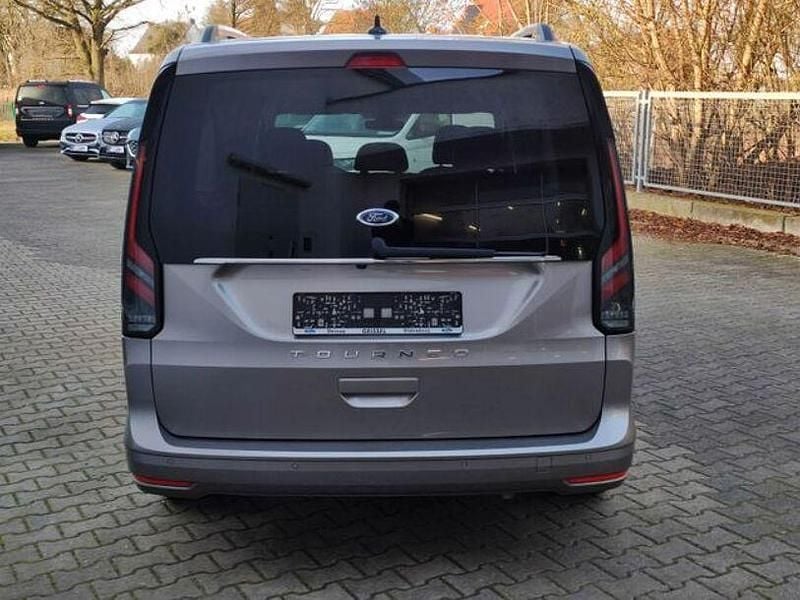 Gebraucht Ford Tourneo Connect 122 PS (89 kW) 2022 Andere Van / Kleinbus