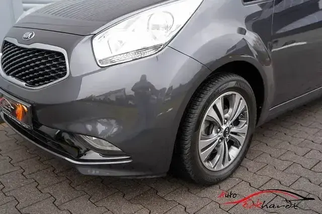 Gebraucht Kia Venga DREAM-TEAM Edition 125 PS (91 kW) 2017 Grau Kleinwagen