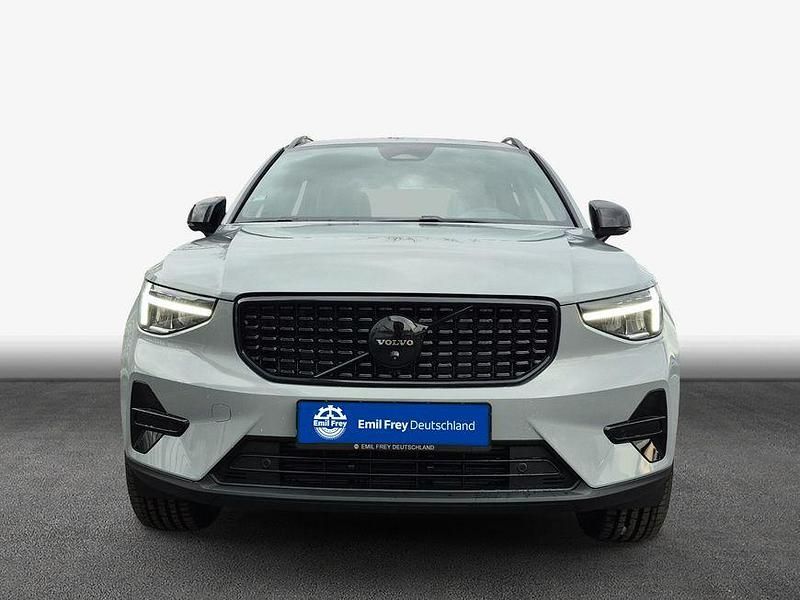 Ny Volvo XC40 Plus 197 HK (144 kW) 2026 Grå SUV