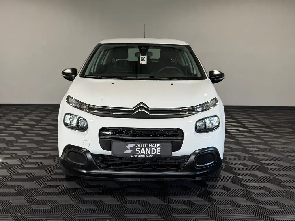 Gebraucht Citroën C3 Live 68 PS (50 kW) 2017 Weiß Limousine