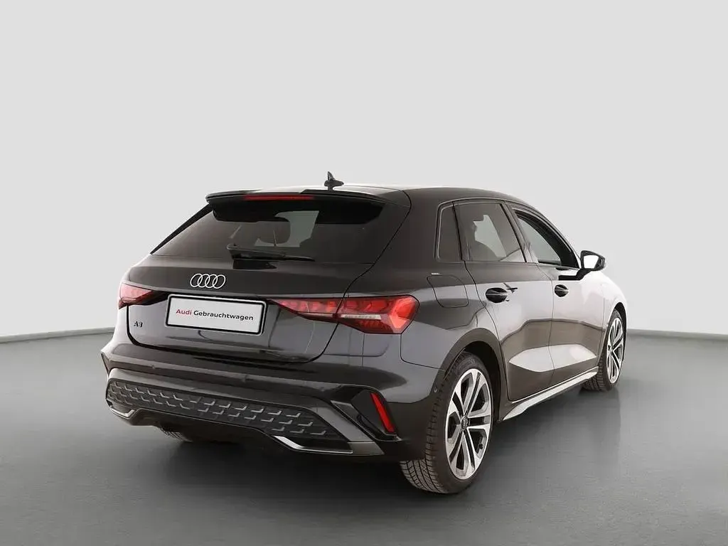 Gebraucht Audi A3 S-Line 150 PS (110 kW) 2025 Schwarz Limousine