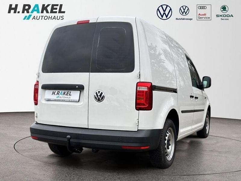 Second-hand VW Caddy 84 CP (61 kW) 2019 Alb Monovolum