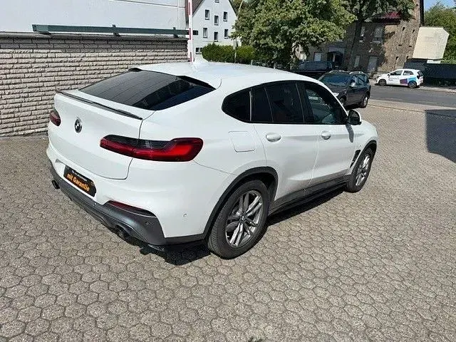 Gebraucht BMW X4 M Sport 190 PS (139 kW) 2021 Weiß SUV