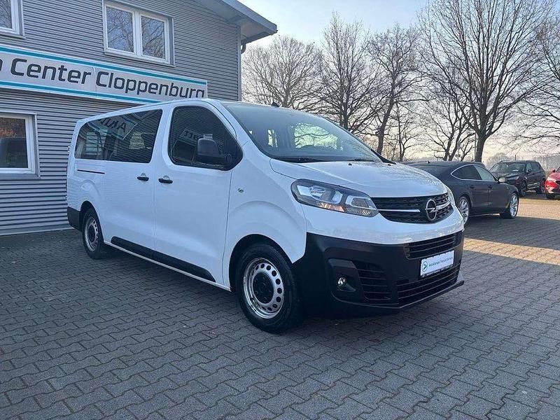 Gebraucht Opel Vivaro 120 PS (88 kW) 2021 Jade weiss/arktis weiss Van / Kleinbus