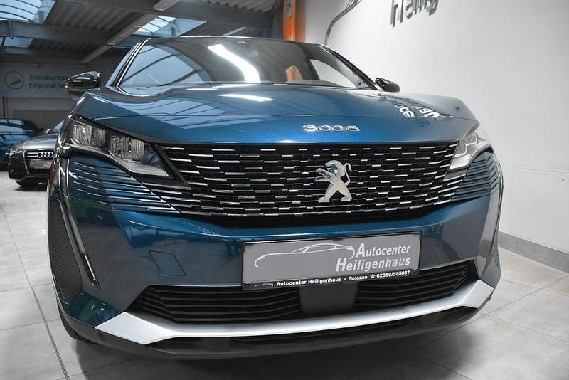 Blau Gebraucht 2023 Peugeot 3008 Active SUV | 20.980 € (Superpreis) - Bild 1/4