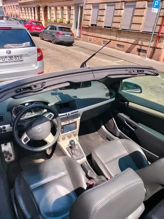 Gebraucht Opel Astra Cabriolet Cosmo 200 PS (147 kW) 2006 Silber Cabrio