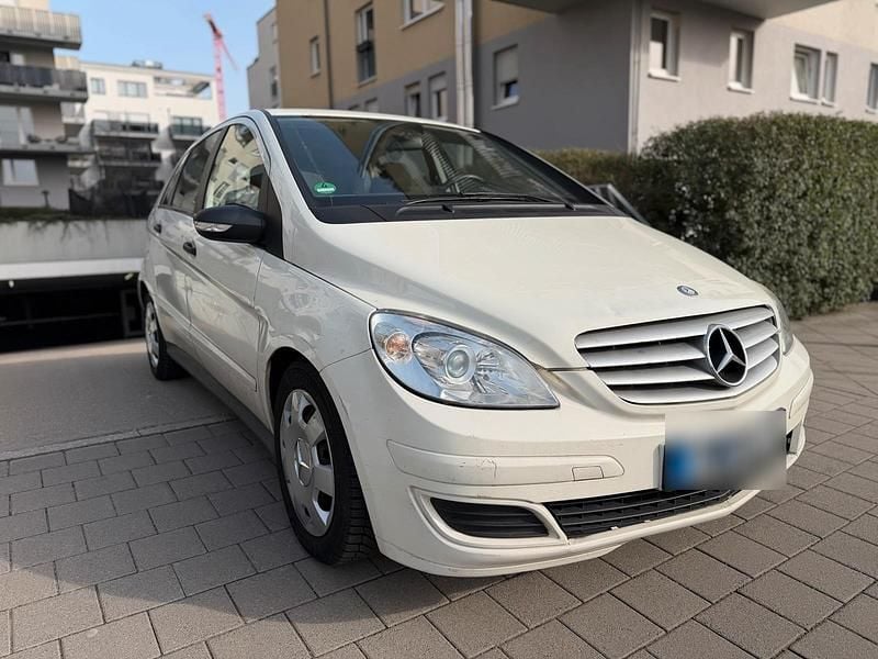 Gebraucht Mercedes B170 116 PS (85 kW) 2006 Weiß Van / Kleinbus