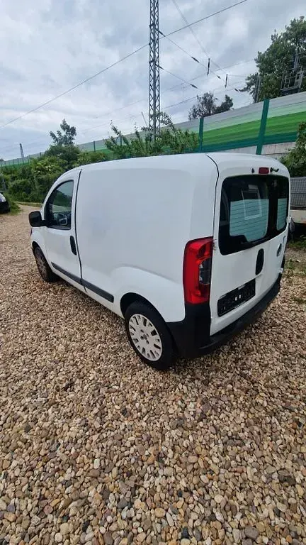 Gebraucht Fiat Fiorino 75 PS (55 kW) 2009 Weiß Van / Kleinbus
