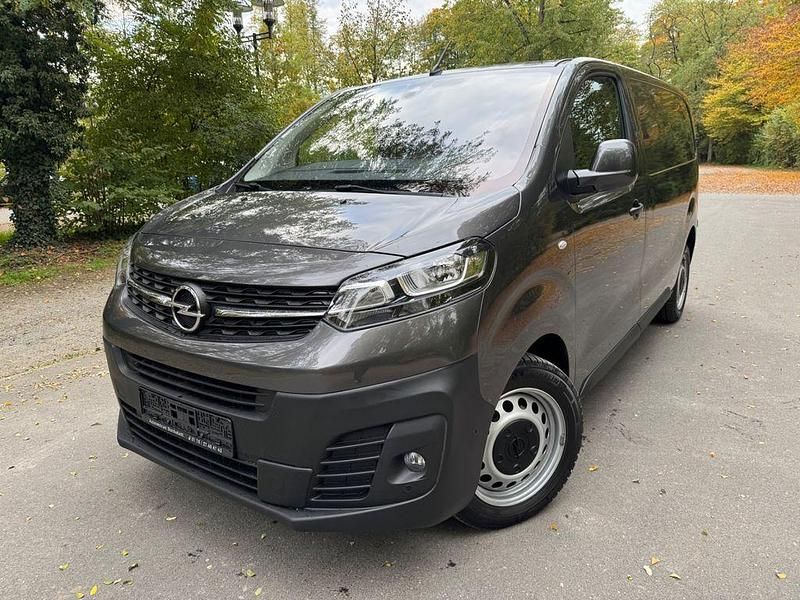 Grau Gebraucht 2024 Opel Vivaro Edition Van | 26.490 € (Superpreis) - Bild 1/4