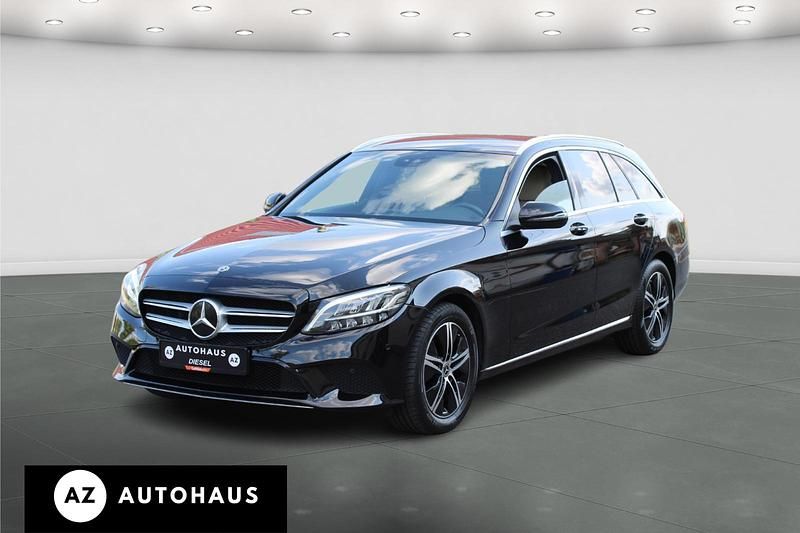 Schwarz Gebraucht 2020 Mercedes C180 Avantgarde Kombi | 17.999 € (Superpreis) - Bild 1/4