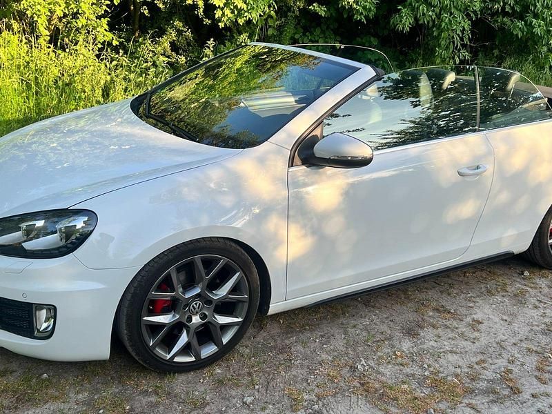 Weiß Gebraucht 2015 VW Golf Cabriolet GTI Cabrio | 17.990 € (Teuer) - Bild 1/4