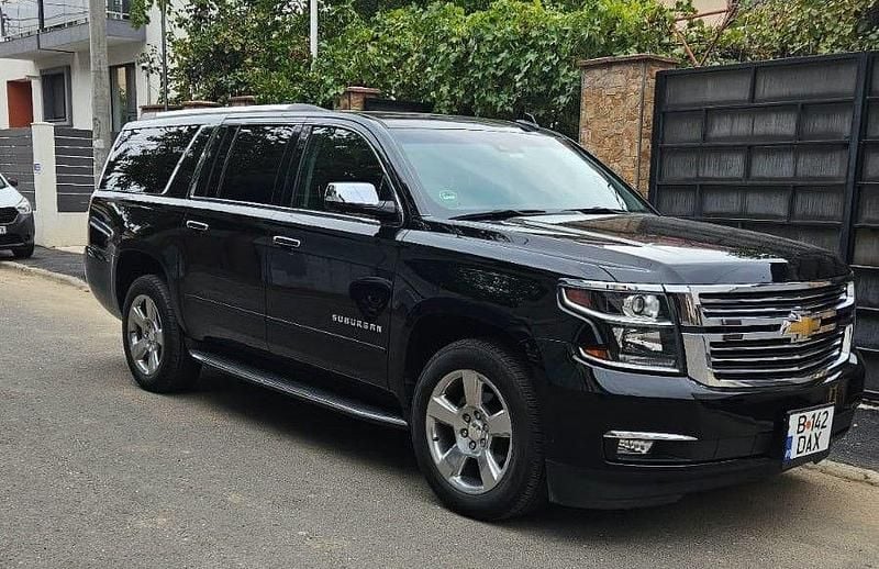 Schwarz Gebraucht 2020 Chevrolet Suburban SUV | 40.999 € - Bild 1/4