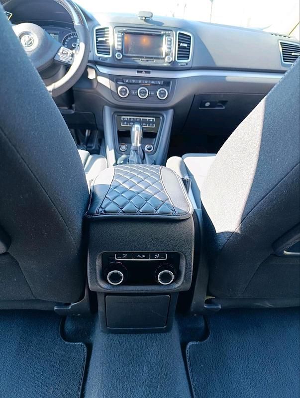 Gebraucht VW Sharan 177 PS (130 kW) 2013 Schwarz Van / Kleinbus