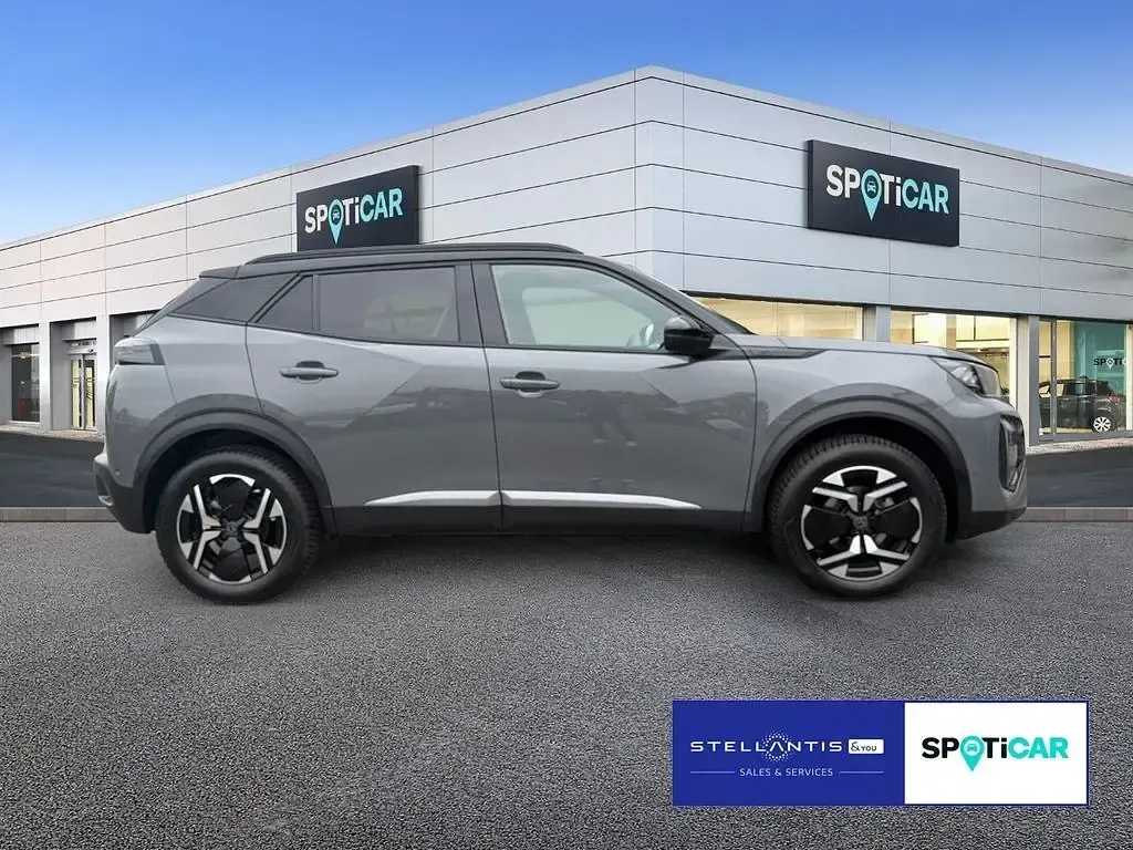 Gebraucht Peugeot 2008 GT 131 PS (96 kW) 2024 Grau SUV