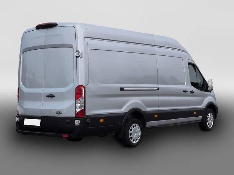 Gebraucht Ford Transit 131 PS (96 kW) 2021 Silber Van