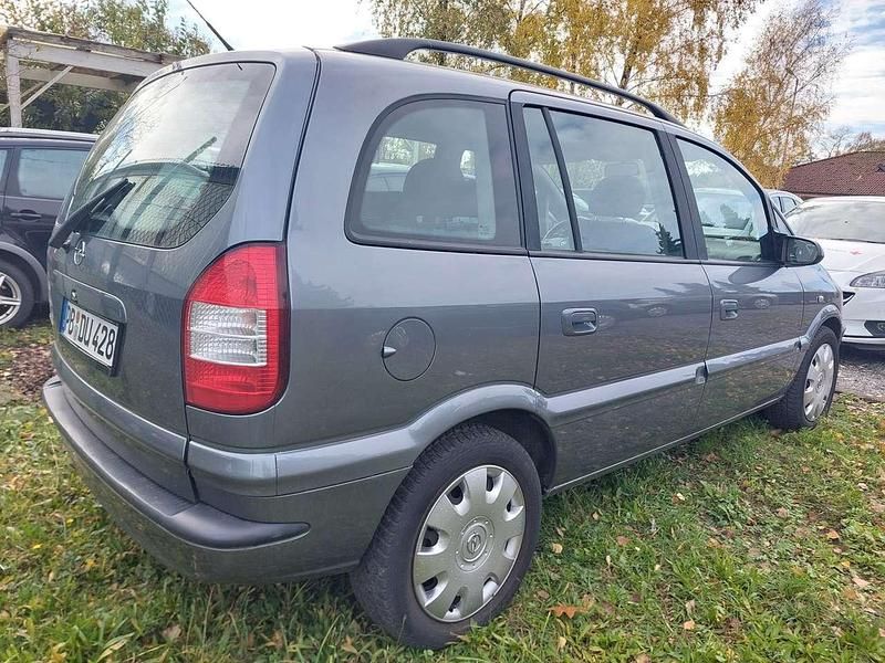 Gebraucht Opel Zafira Elegance 125 PS (91 kW) 2005 Grau Van / Kleinbus