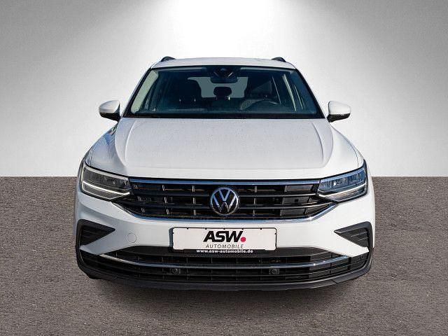 Gebraucht VW Tiguan Life 150 PS (110 kW) 2022 Pure white SUV